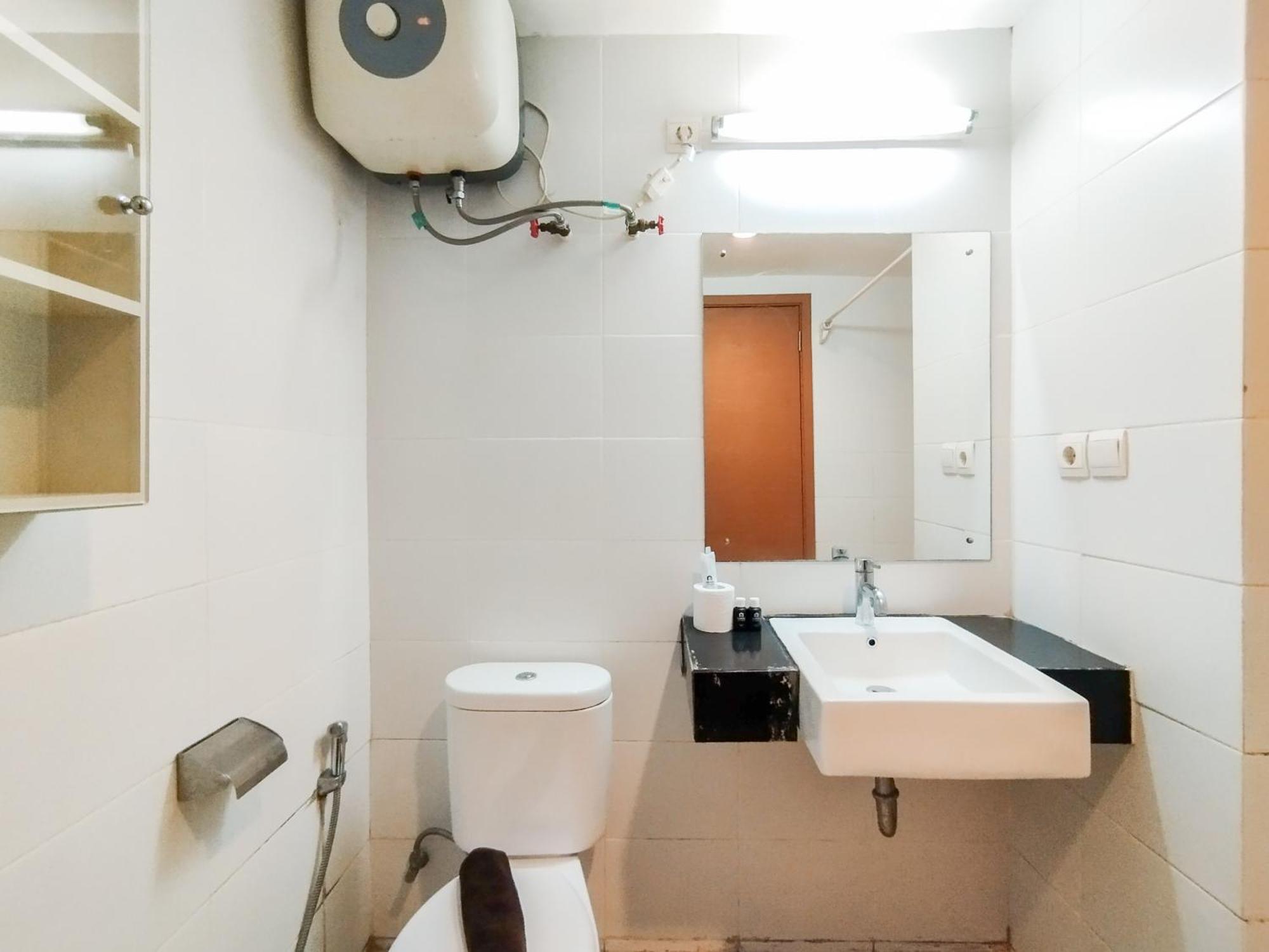 Simply And Comfy Studio Room Apartment Beverly Dago By Travelio Бандунг Екстериор снимка