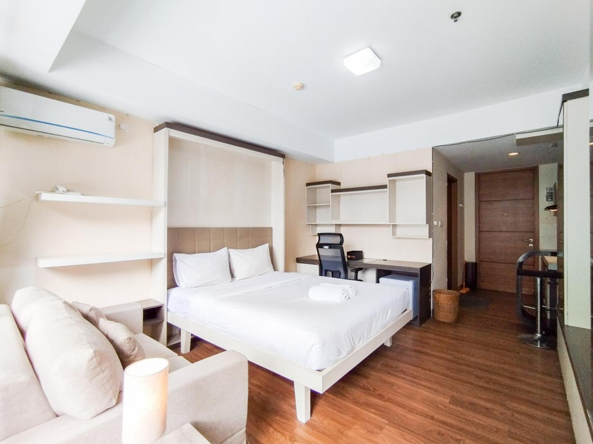 Simply And Comfy Studio Room Apartment Beverly Dago By Travelio Бандунг Екстериор снимка