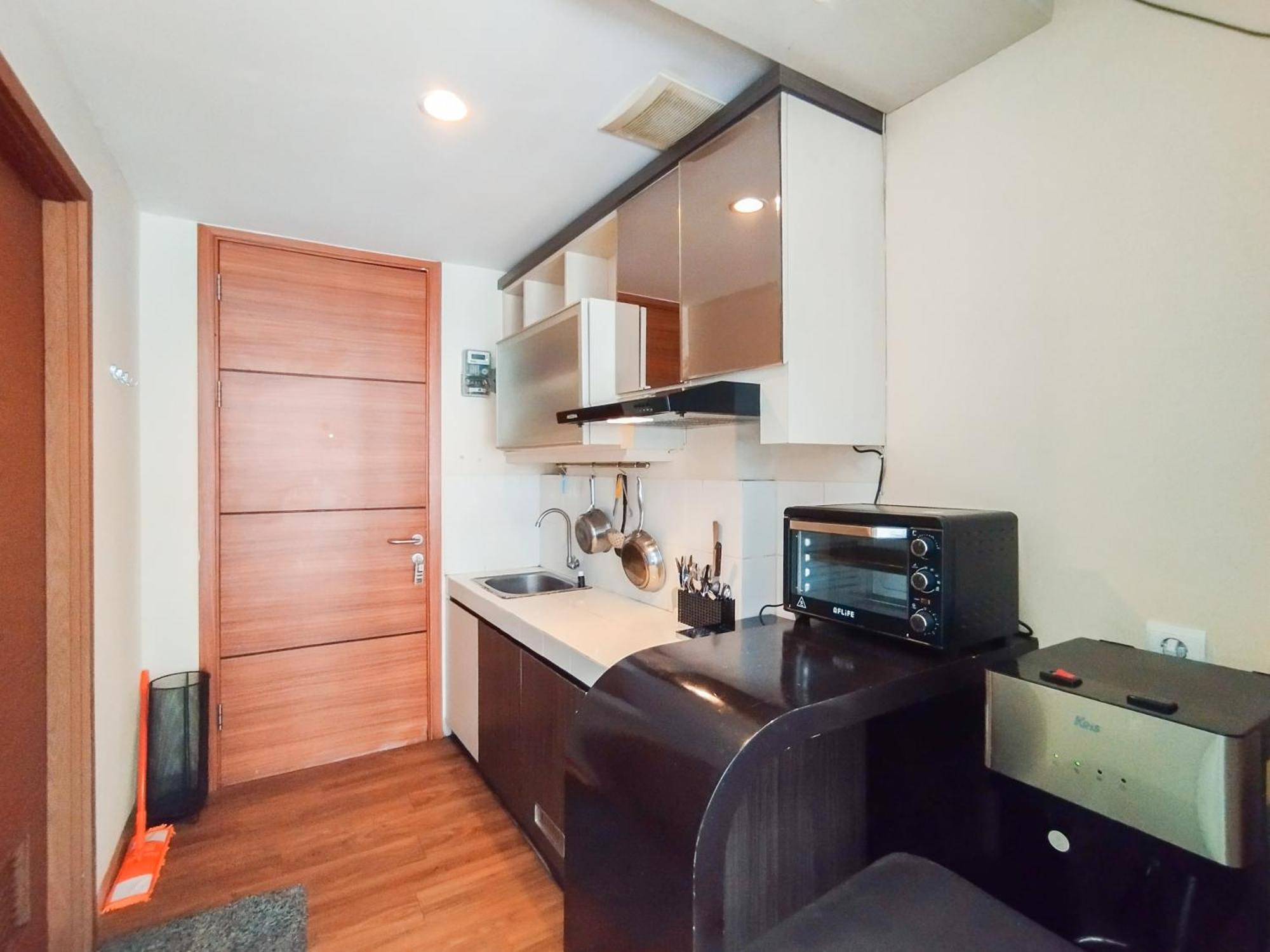 Simply And Comfy Studio Room Apartment Beverly Dago By Travelio Бандунг Екстериор снимка