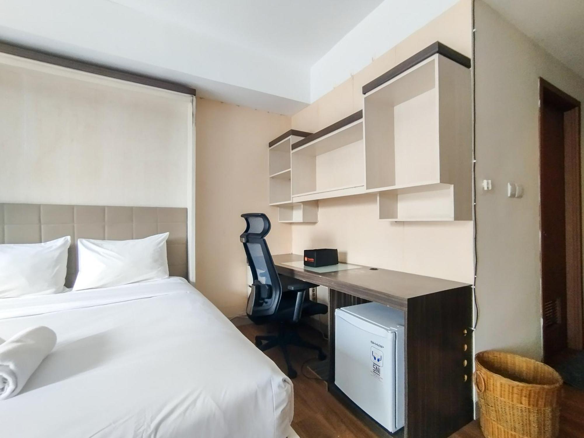 Simply And Comfy Studio Room Apartment Beverly Dago By Travelio Бандунг Екстериор снимка