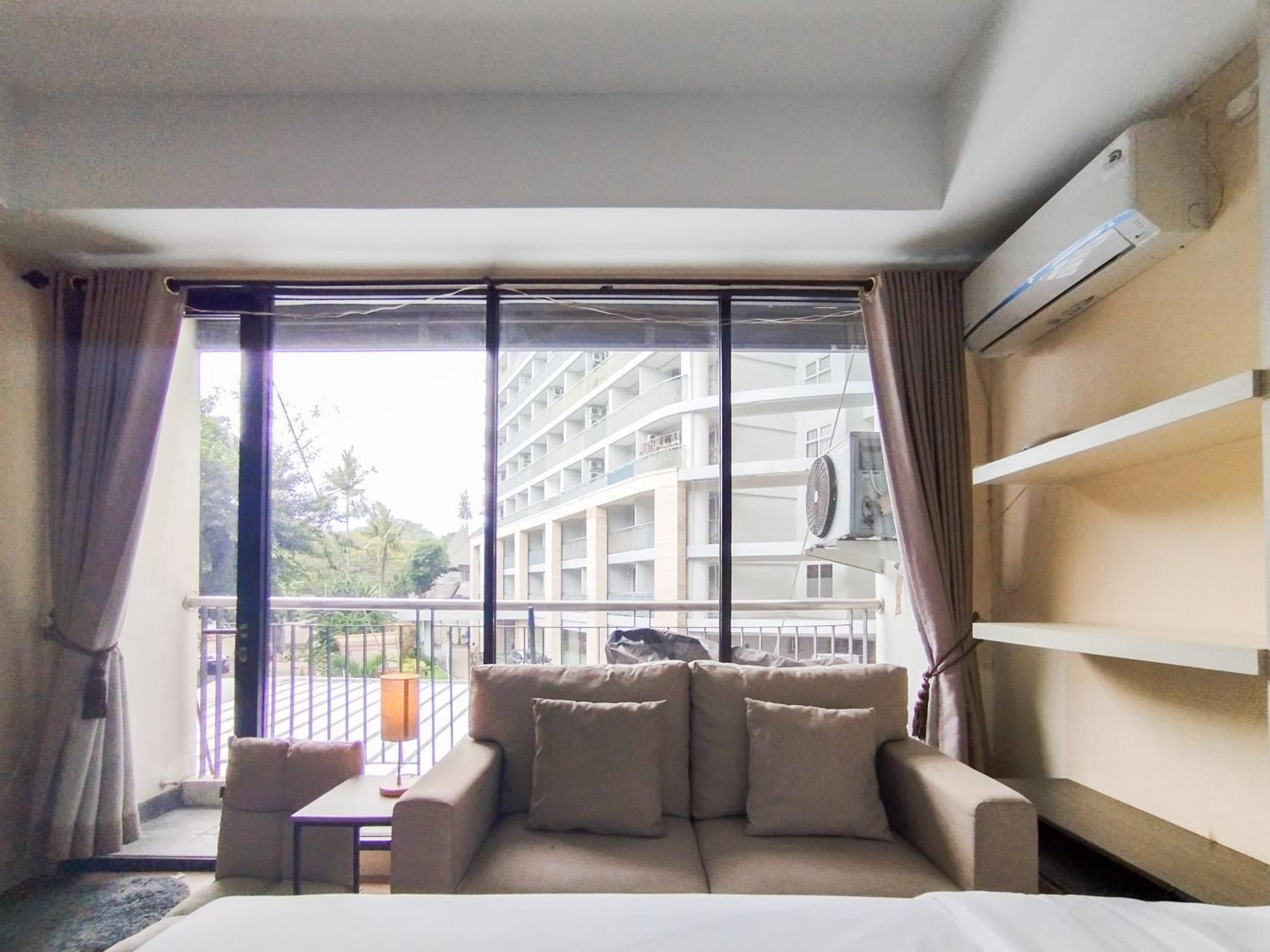 Simply And Comfy Studio Room Apartment Beverly Dago By Travelio Бандунг Екстериор снимка